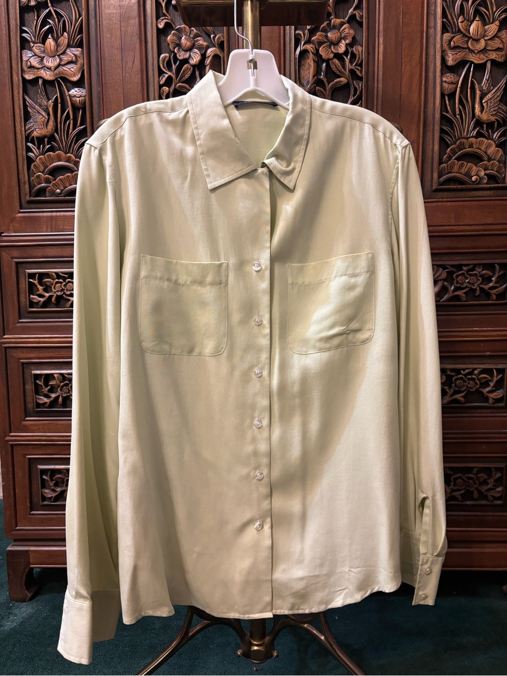 Vintage Anne Klein II 100% Silk Light Sage Green Button Down Blouse